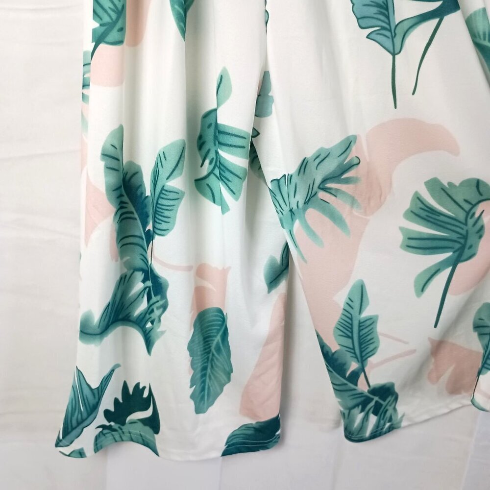 Strapless Leaf Print Jumpsuit M Smocked Back Cropped NWOT Casual Chic - Picture 7 of 8